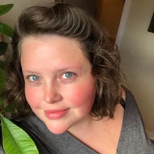 Meet your Posher, Andie